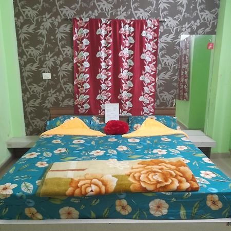 Hotel Tirupati Puri Ngoại thất bức ảnh