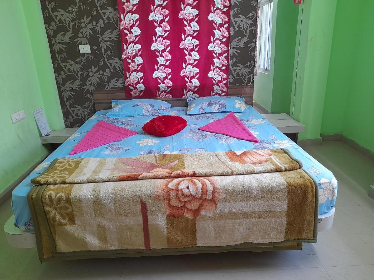 Hotel Tirupati Puri Ngoại thất bức ảnh