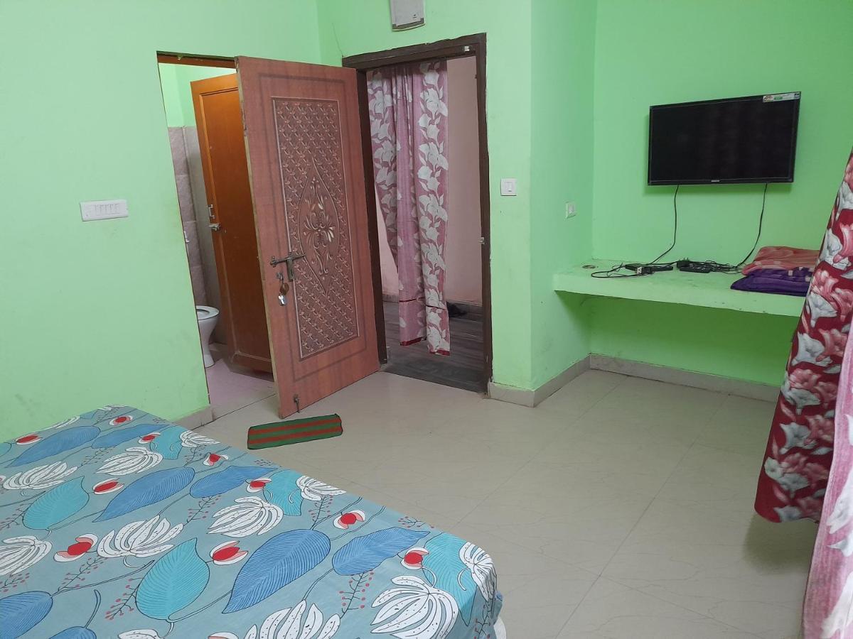 Hotel Tirupati Puri Ngoại thất bức ảnh